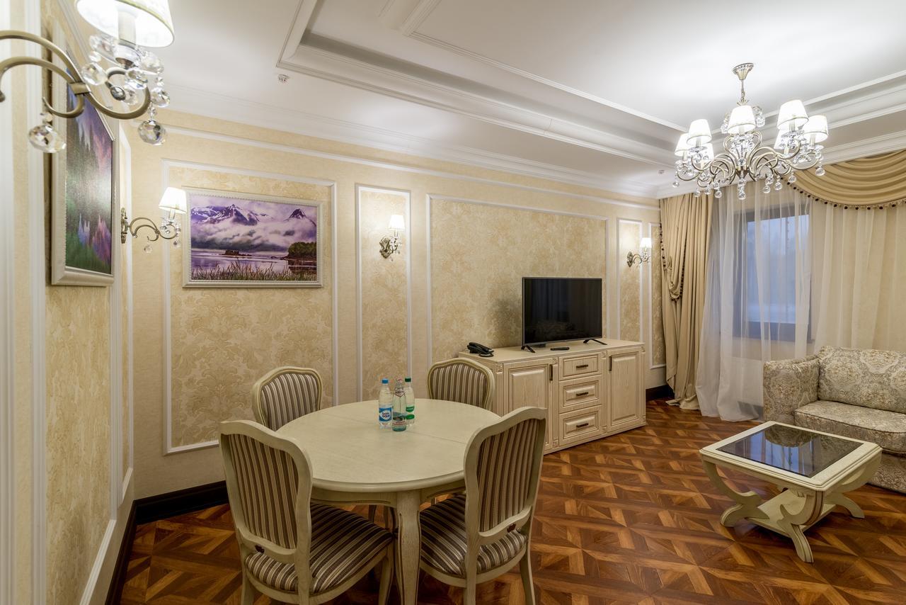 Krts Korona Otel Sudilovichi Dış mekan fotoğraf